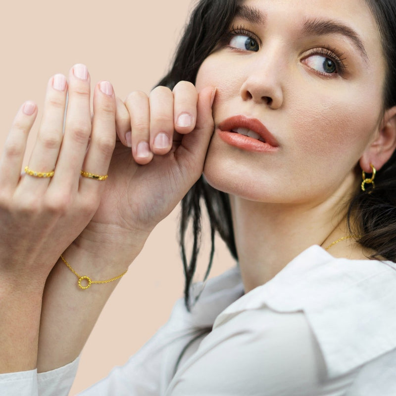 Twisted Circle Armband gold produktfotos