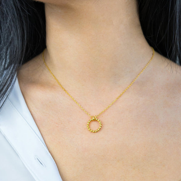 Twisted Circle Necklace - Leselles